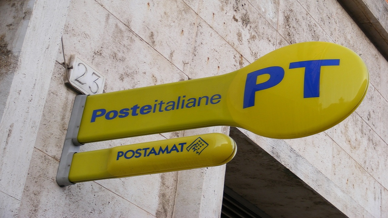 Poste Italiane Seleziona Operatori Di Sportelli E Portalettere