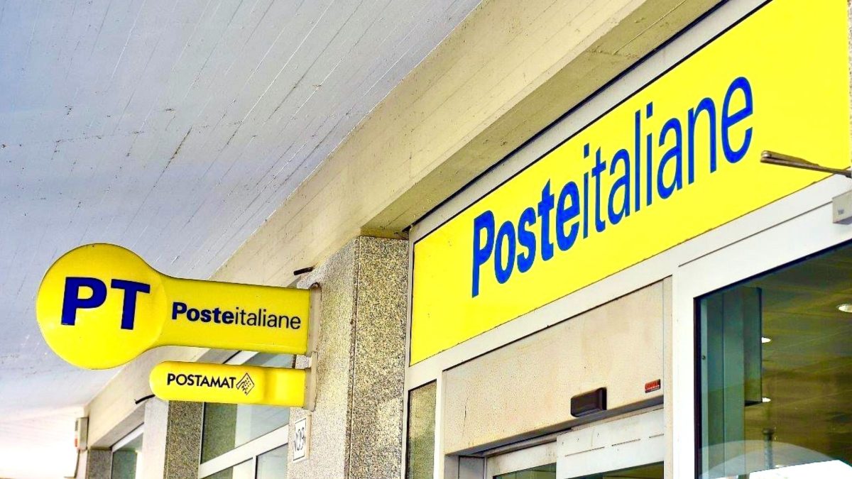 Poste Italiane Assume Nuovi Operatori Di Sportello