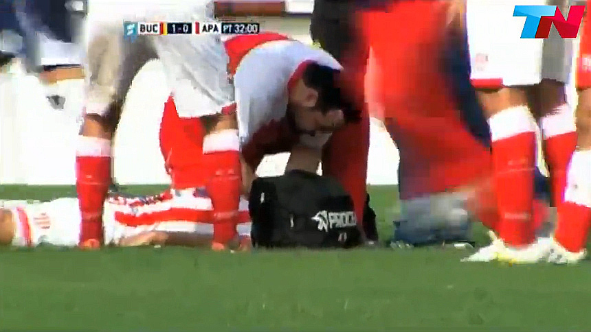 Tragédia na Argentina: Cristian Gómez faleceu este domingo depois de cair inanimado durante jogo