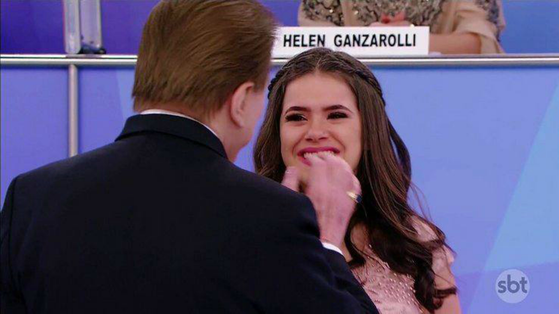 Climão: Silvio Santos alfineta Larissa Manoela, mas resposta de Maisa surpreende
