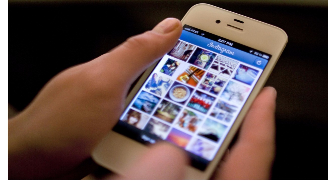 Selena Gomez' Instagram hacked, nude photos of Justin Bieber posted