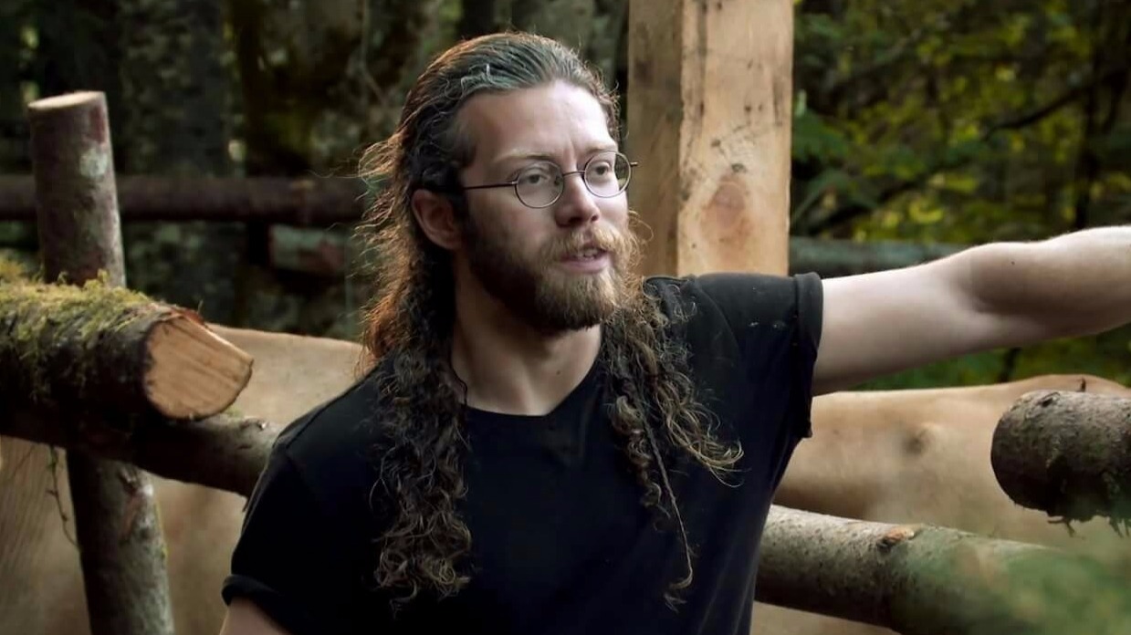 Does Bam Bam Brown's luxury boat prove that 'Alaskan Bush People' is fake?