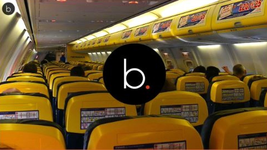 Ryanair decide di tagliare altri voli in Puglia: disagio per molti