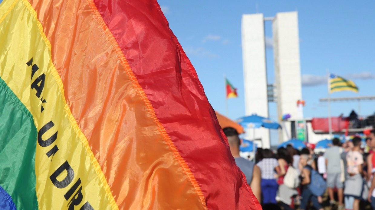 Confira relatos de quem já passou pela 'cura gay'; eles impressionam