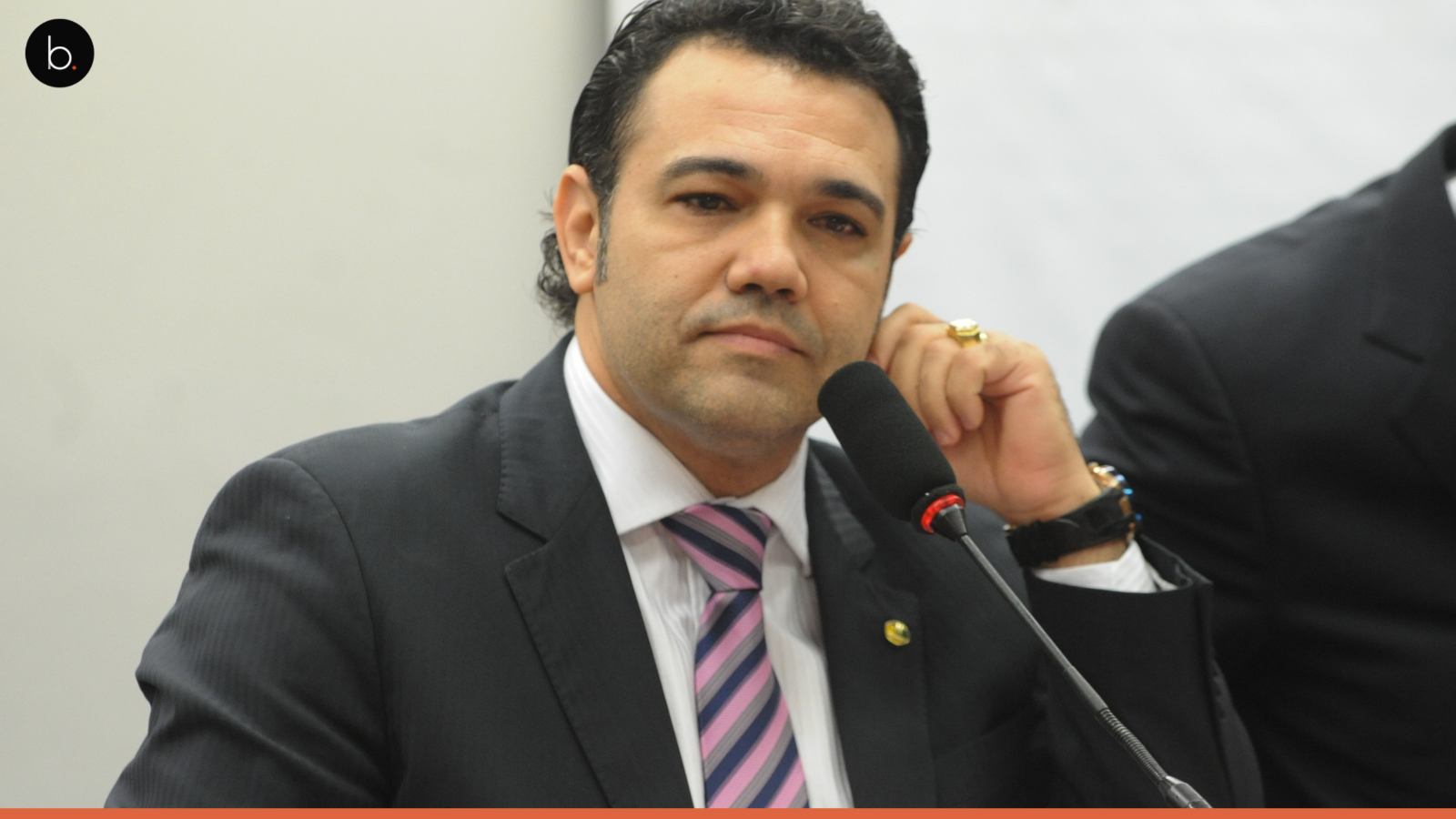 Marco Feliciano tenta censurar exposição de fotos