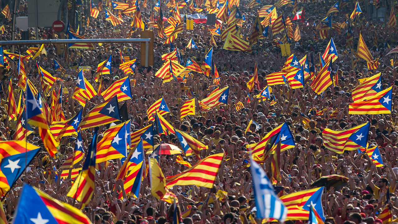 Referendum indipendenza Catalogna: 760 feriti, la repressione del governo Rajoy