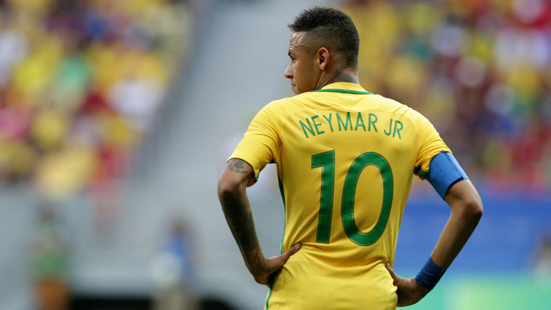 ¿Paulinho lesiona a Neymar en el entrenamiento?