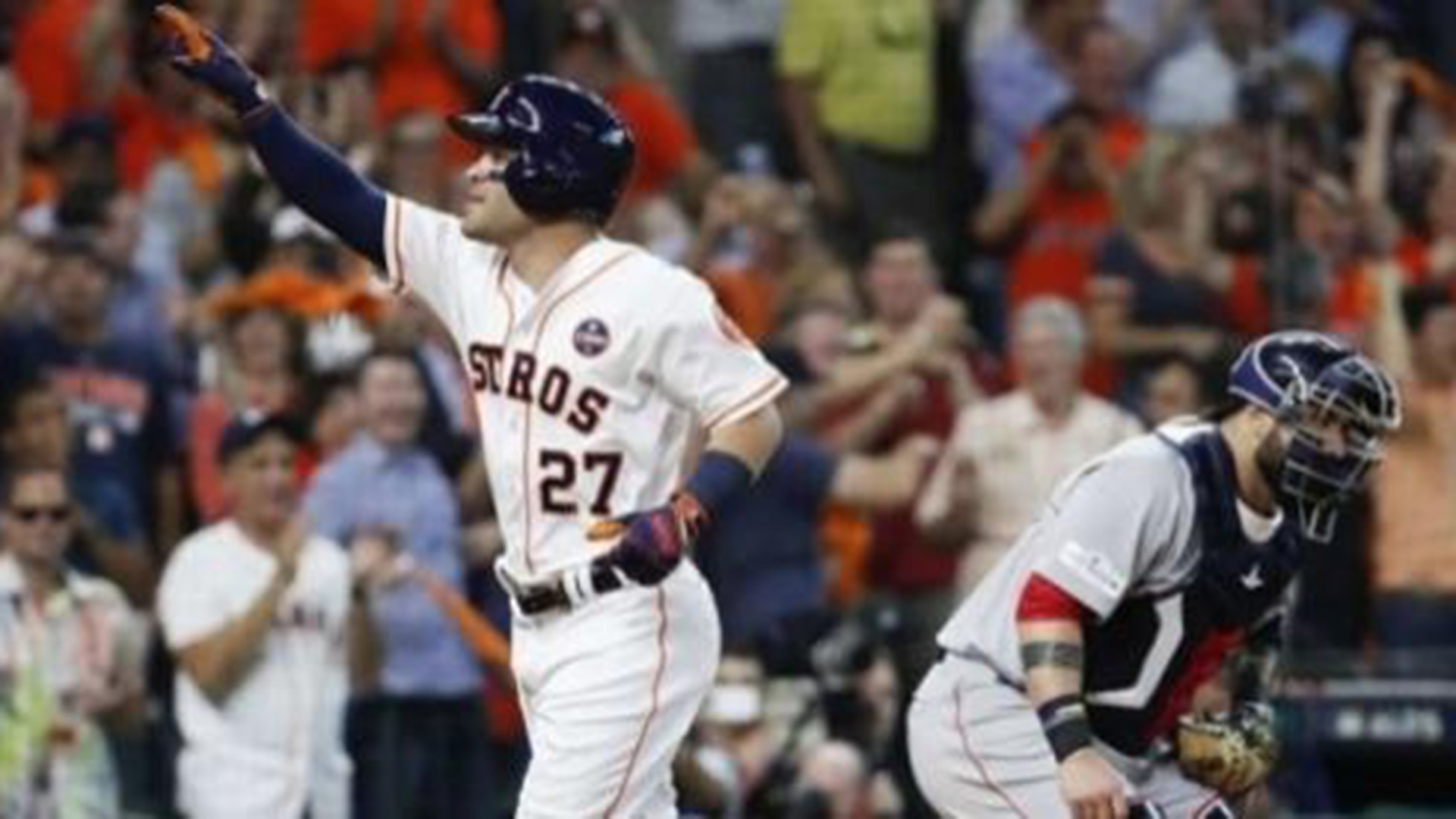 Los Astros rasgan a los Boston Red Sox con 3 HR de Altuve en Juego 1 de la ALDS