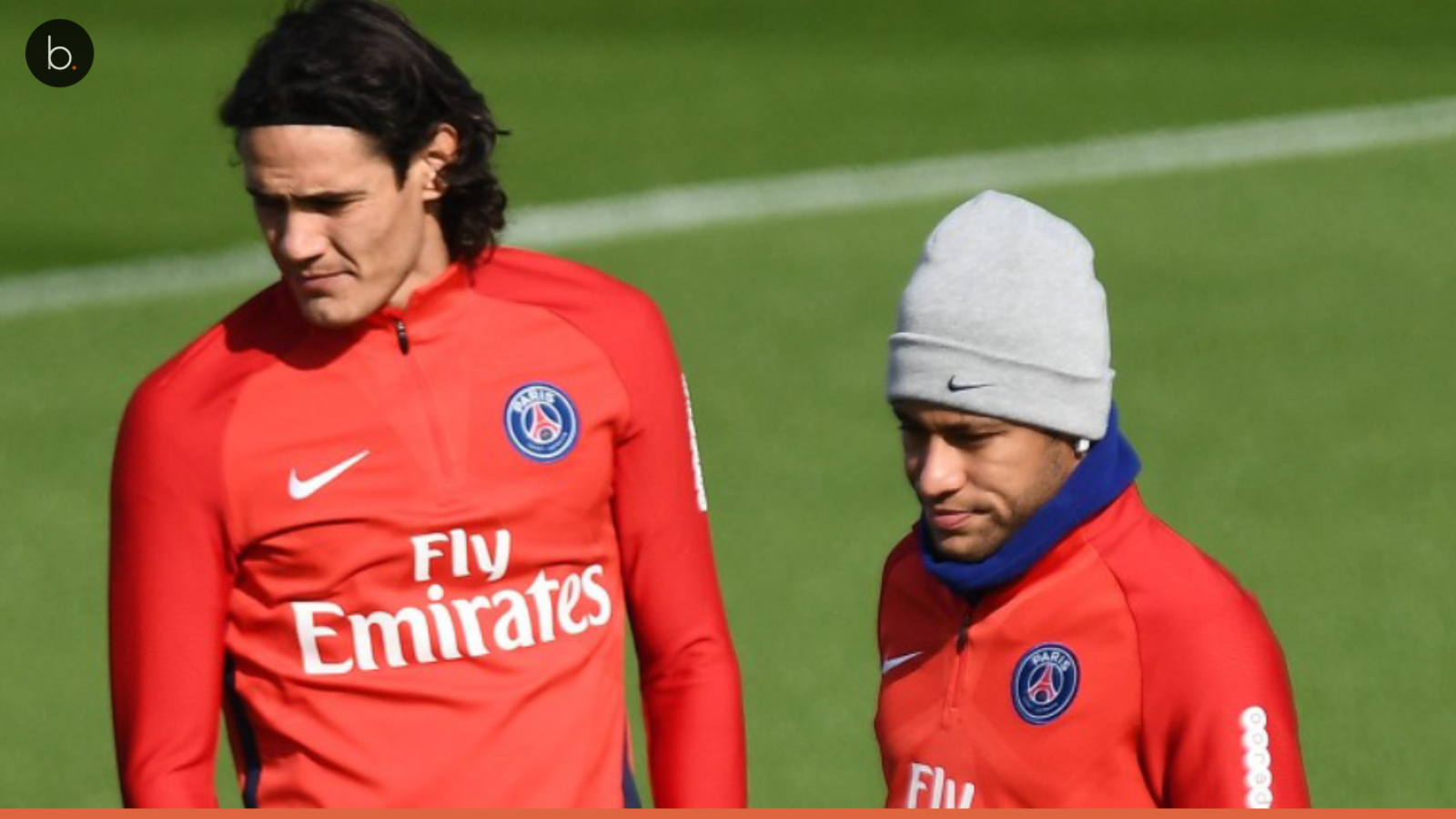 Cavani fala tudo o que pensa na cara de Neymar