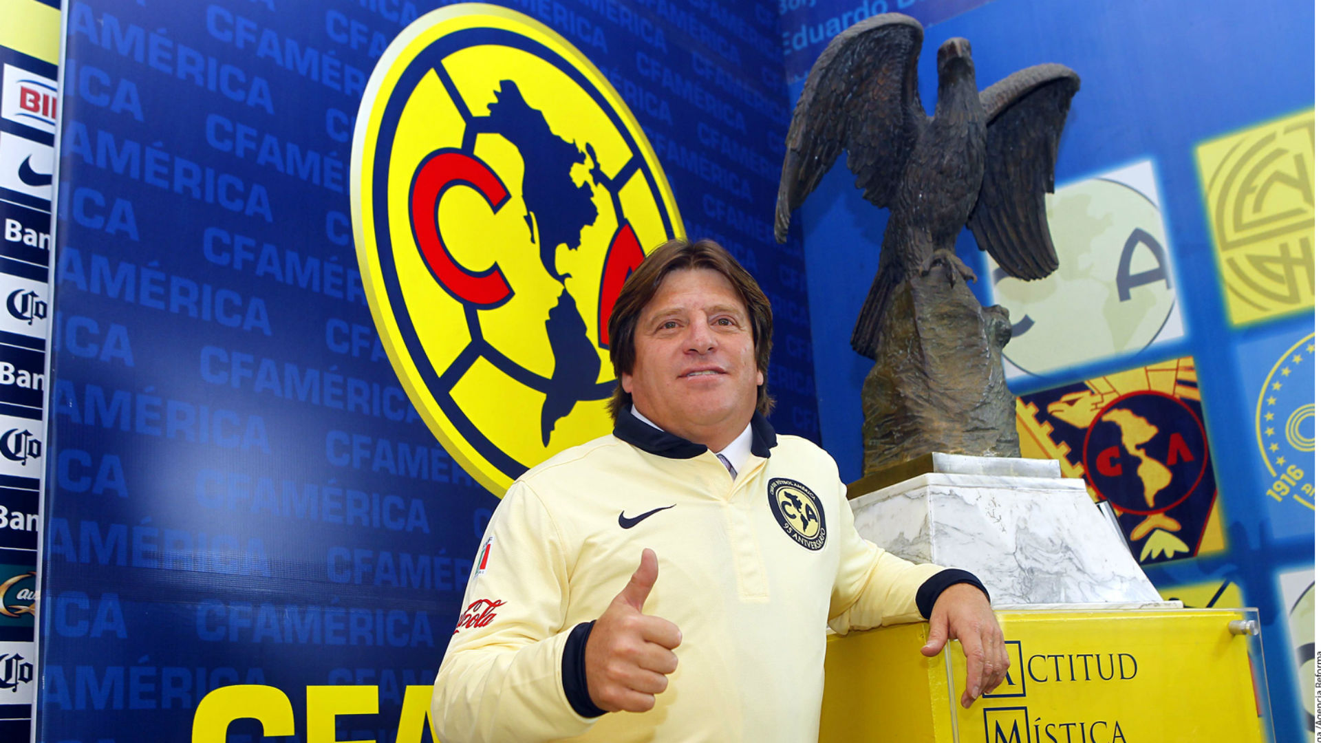 Miguel Herrera le contesta a Paco Jémez sobre la grandeza de su equipo