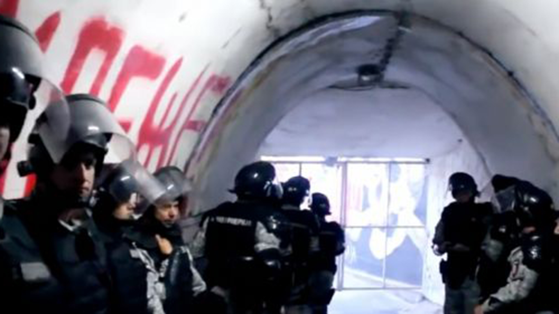 Este es el túnel mas escalofriante en todo el mundo