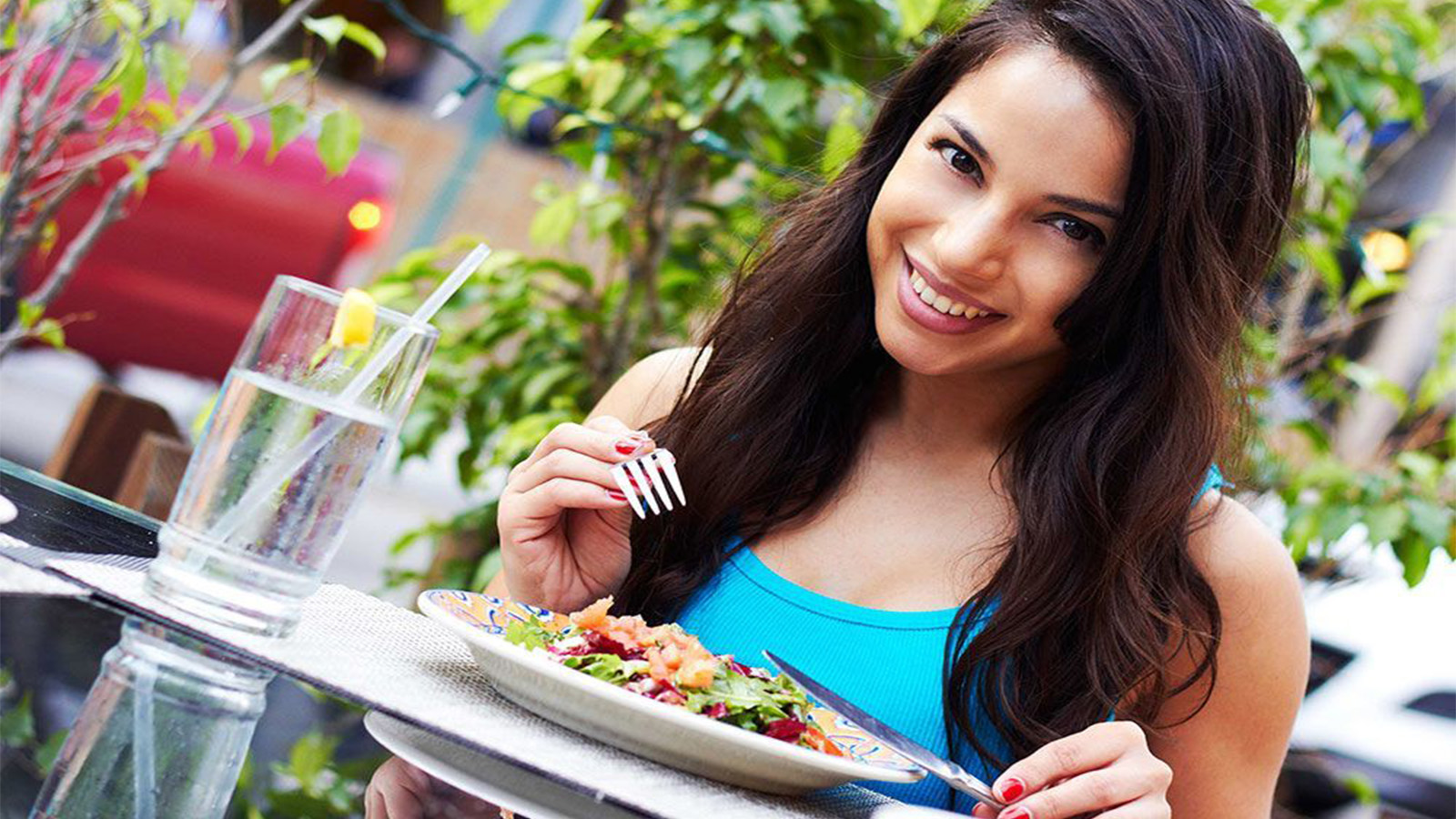 Vídeo: veja como mudando as nossas atitudes alimentares, se emagrece com saúde