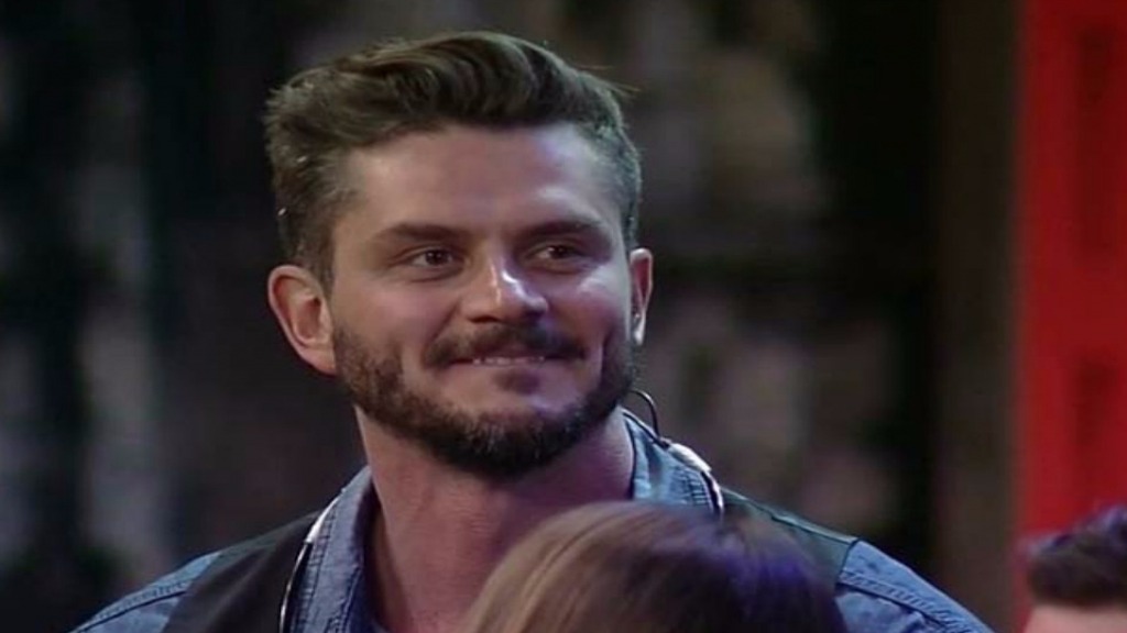 A Fazenda: Marcos Harter diz que deseja ser expulso do reality e detona ex-BBB17
