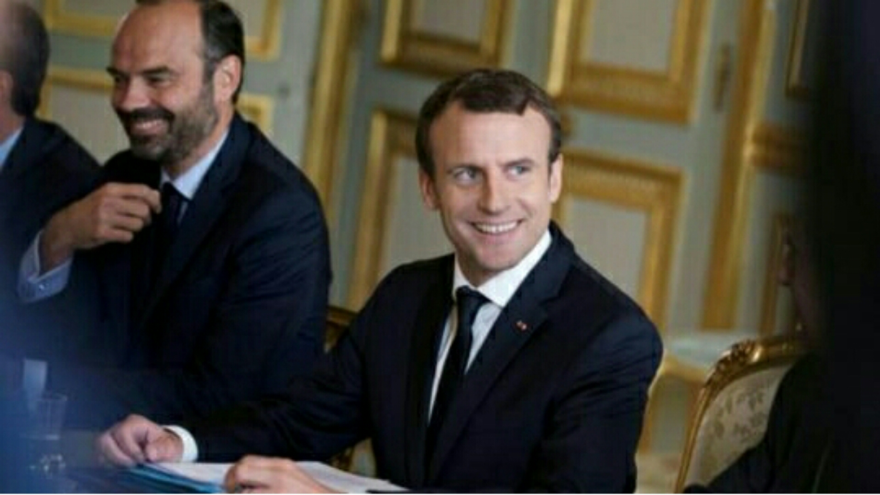 Qu'a fait Macron en six mois de présidence ?