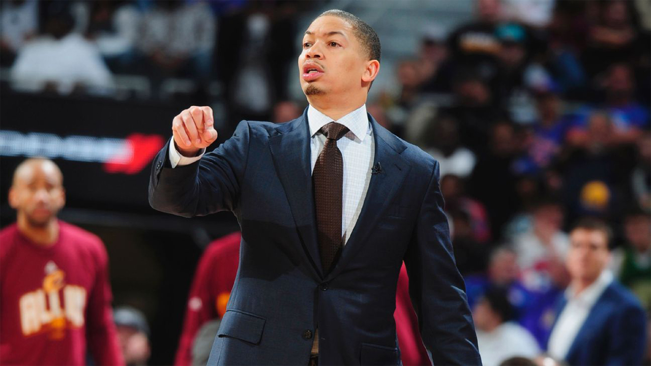 Cavaliers coach Tyronn Lue sure Bucks are 'better' after Eric Bledsoe trade