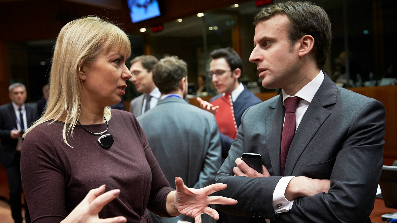 Maires de France: le "dîner de cons" orchestrée par Emmanuel Macron