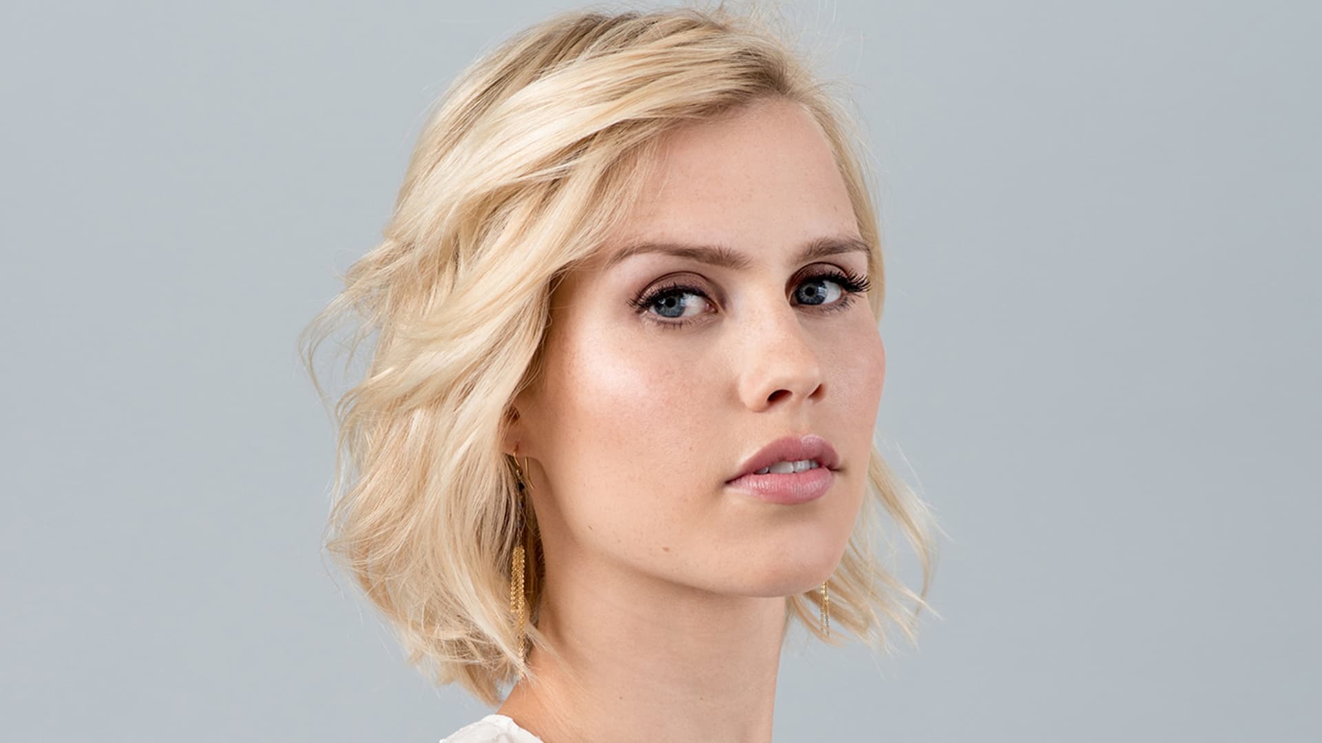 Vídeo - Saiba algumas curiosidades sobre Claire Holt
