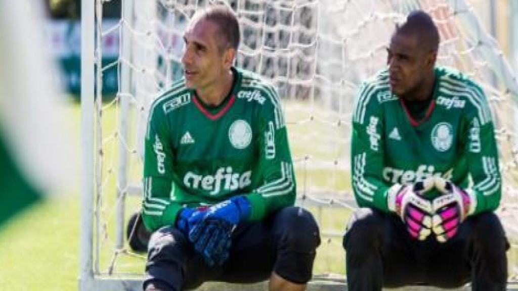 Jaílson e Prass terão um concorrente para a posição em 2018