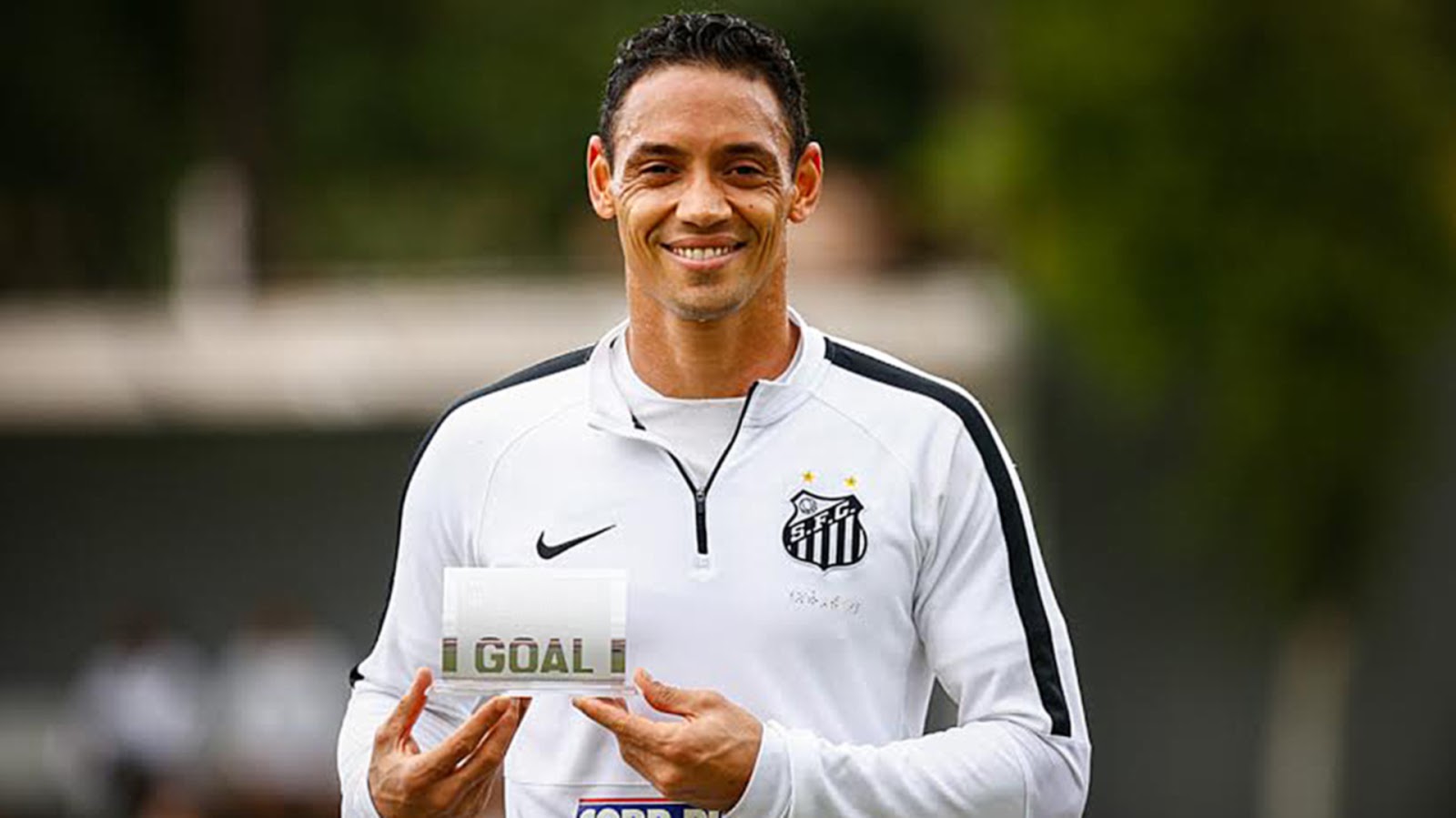 Vídeo: Ídolo rival pode pintar no Corinthians