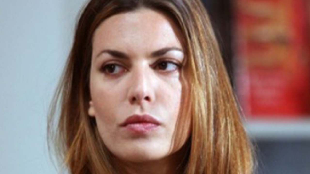 Un posto al sole, anticipazioni al 15 /12: Angela è in pericolo?