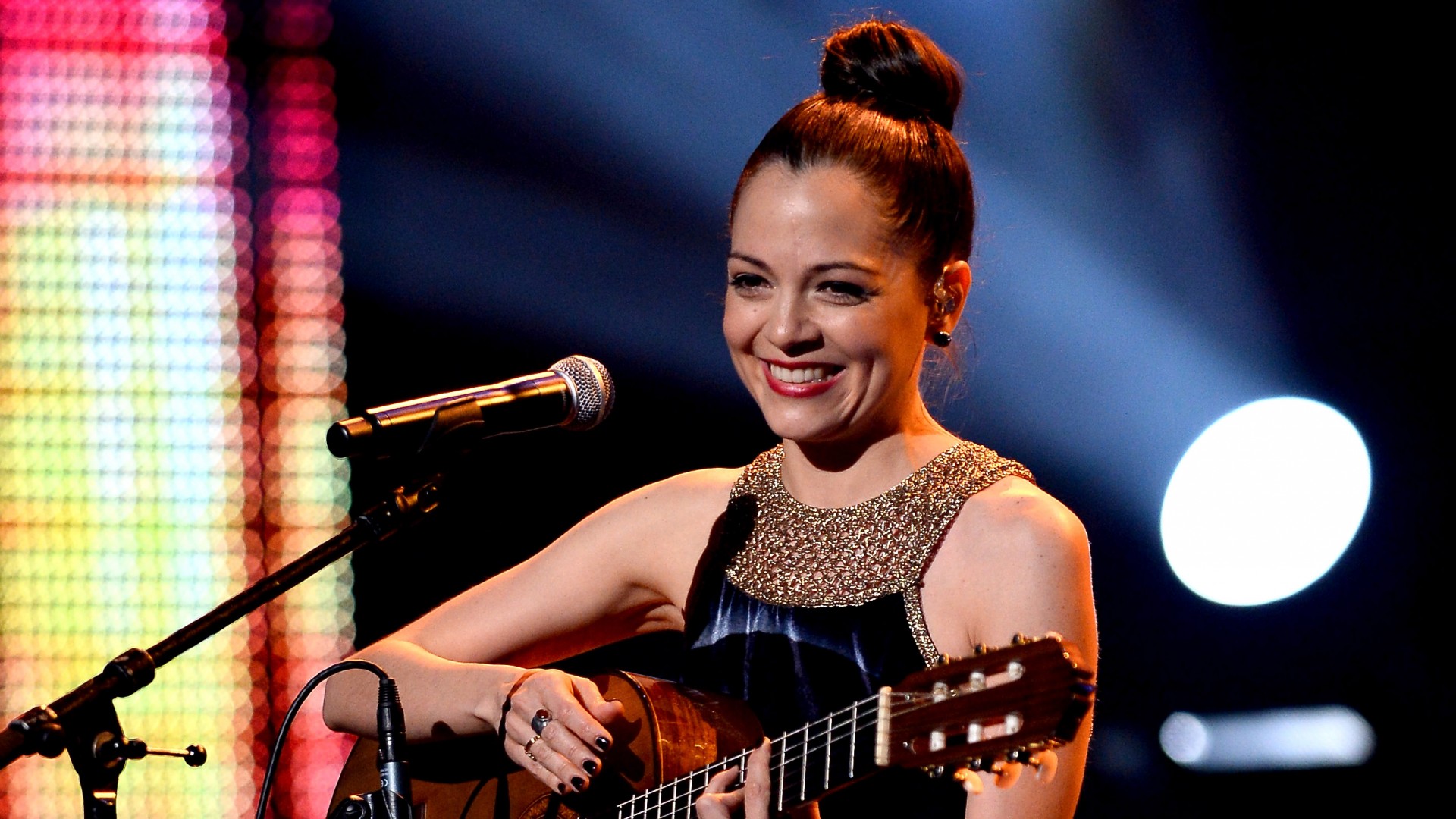 Los Cojolites y Natalia Lafourcade: Nada es verdad
