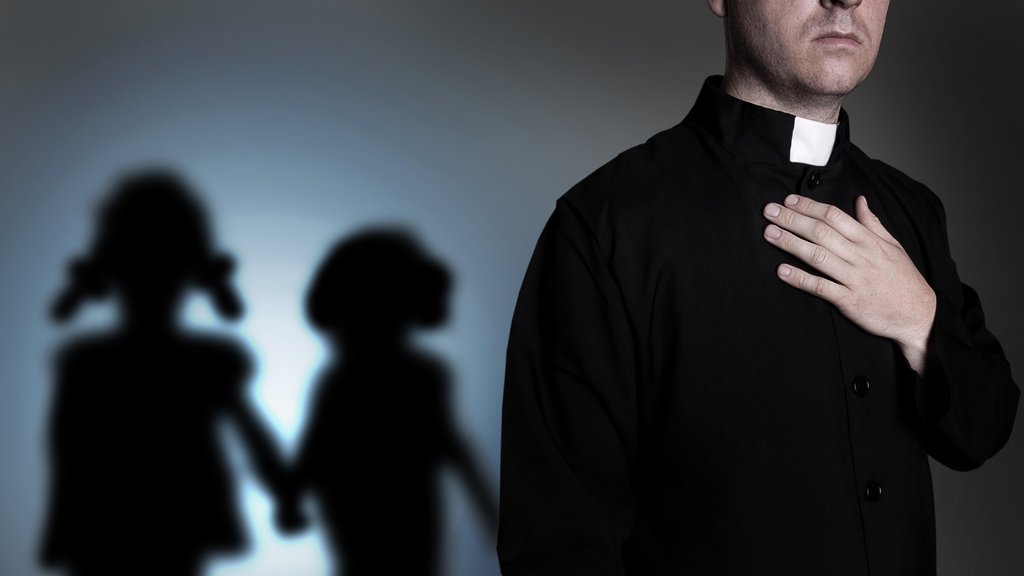 Vaticano Español reabre un caso de abuso de parte de un conocido cura