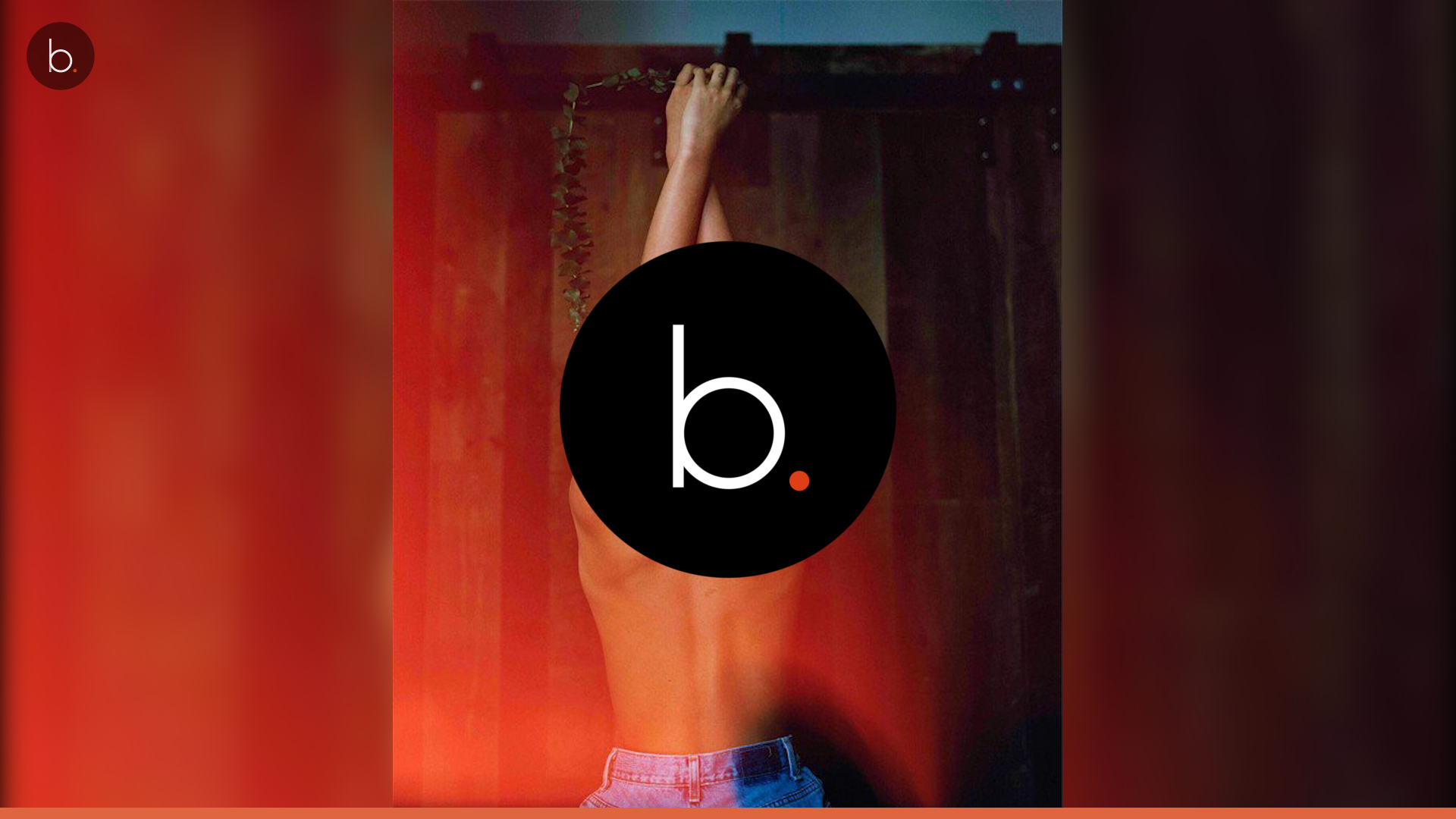 Vídeo: Bruna Marquezine foi clicada de topless em Nova York