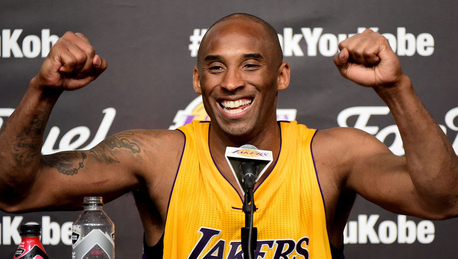 Razones por las que el juego de Kobe es más comparable con el de Michael Jordan