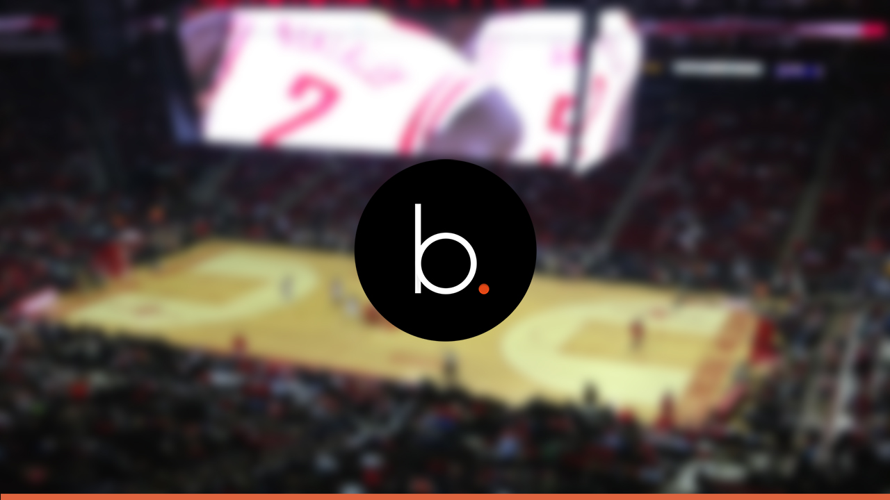 Lakers snap Rockets 14 game winning streak 122-116