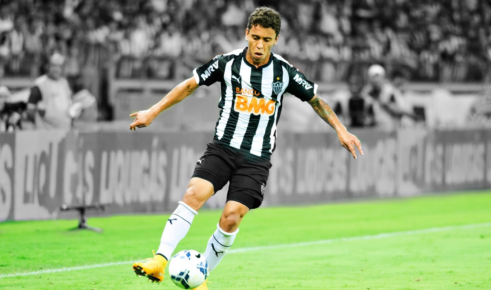 Vídeo: Marcos Rocha é jogador do Palmeiras