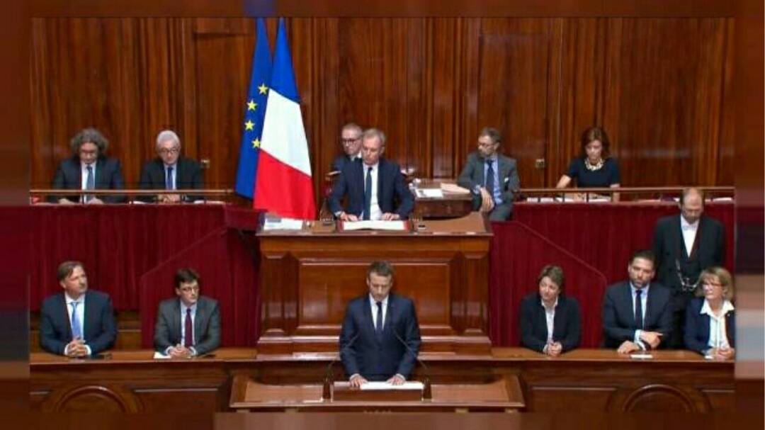 Réforme constitutionnelle : Comment Macron prépare-t-il le terrain ?