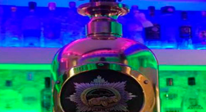 1.3 millones de dólares por una botella de vodka