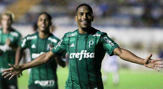 Vídeo: Vasco x Palmeiras agitam a Copinha