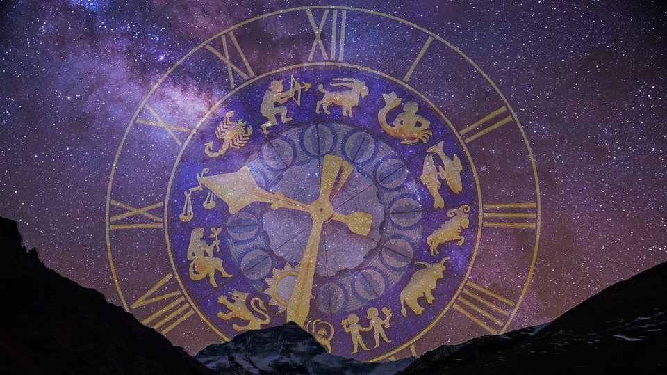 Assista: 4 signos serão mais afetados pela Lua Azul em Janeiro