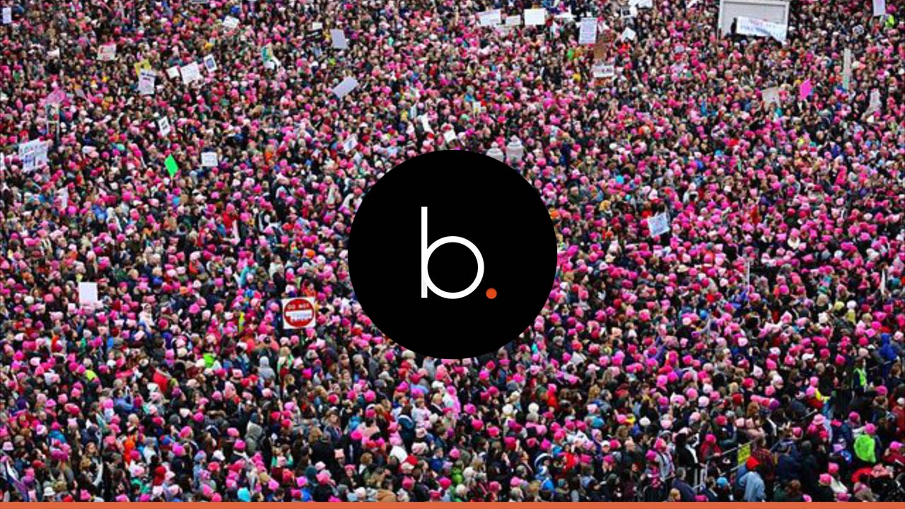 Trump tweets confusing praise of anti-Trump Women's March, humiliated on Twitter