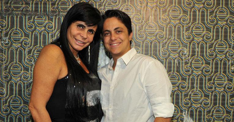 Vídeo: Gretchen defende órgão sexual de THammy