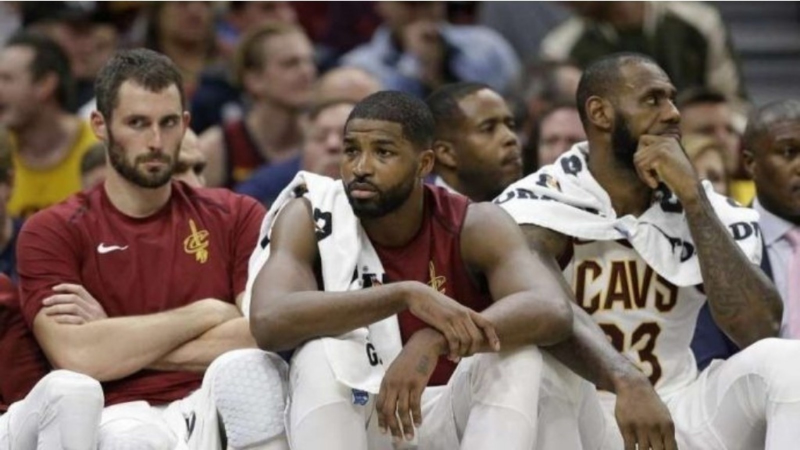 Tyronn Lue anuncia la nueva alineación titular de los Cavs (VÍDEO)