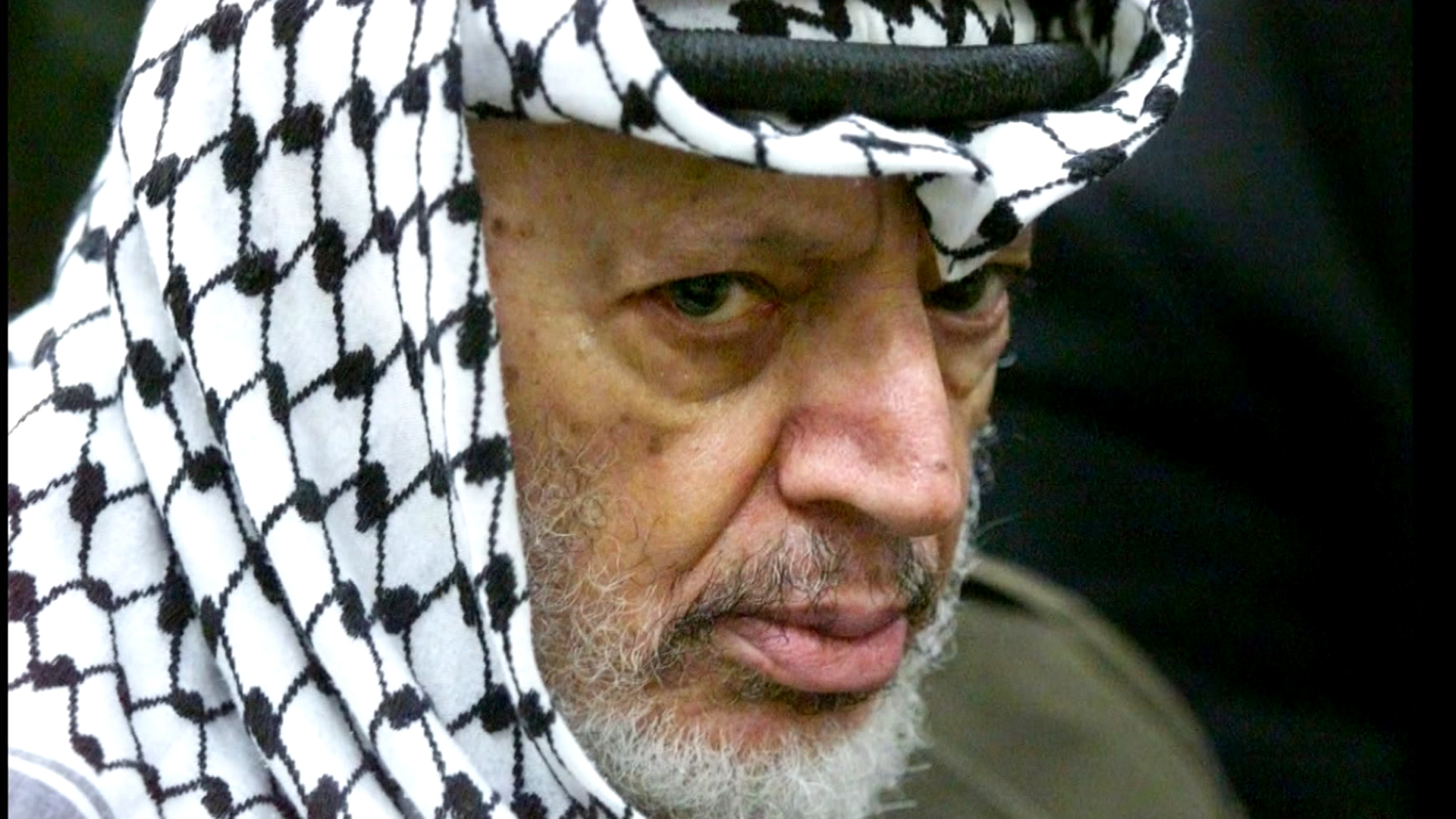 Israel tenía planes de derribar un avión de pasajeros para matar a Arafat