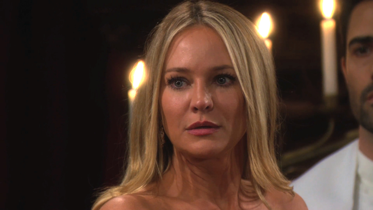 Y&R heating up this Tuesday with Ashley and Victoria
