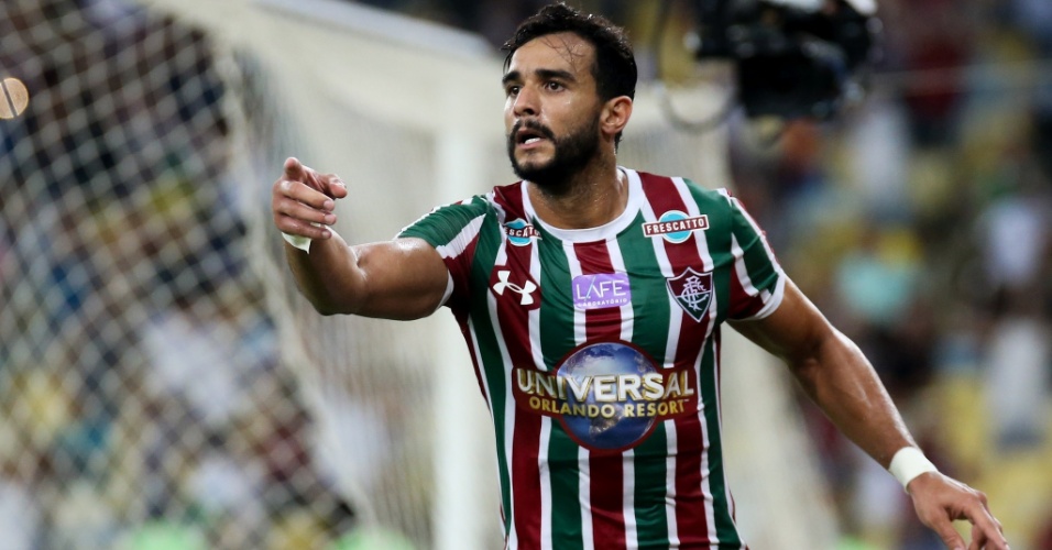 Vídeo: Henrique Dourado acerta com um novo clube e impressiona a todos.