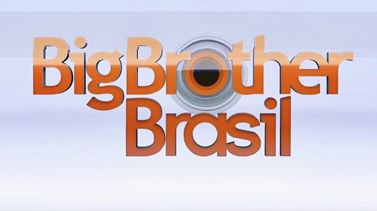 Assista: Nayara esculacha a adoção feita por Gagliasso e Ewbank