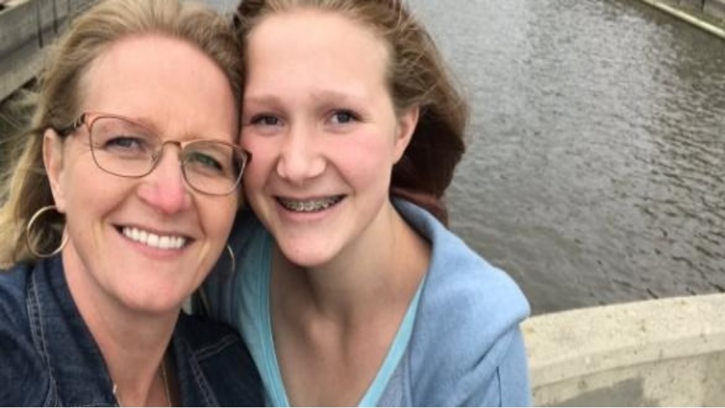 ‘Sister Wives’ star Ysabel Brown's heart-breaking interview about her scoliosis