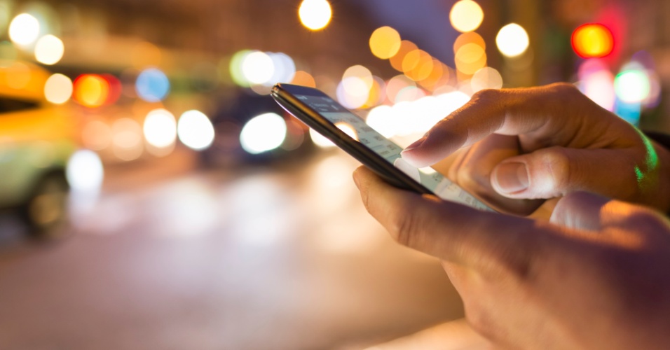 Assiste a 'vídeo adulto' pelo celular? Temos uma notícia péssima para te dar.