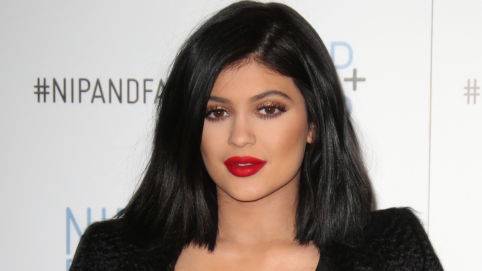Vídeo: fãs descobrem nome de filho de Kylie Jenner