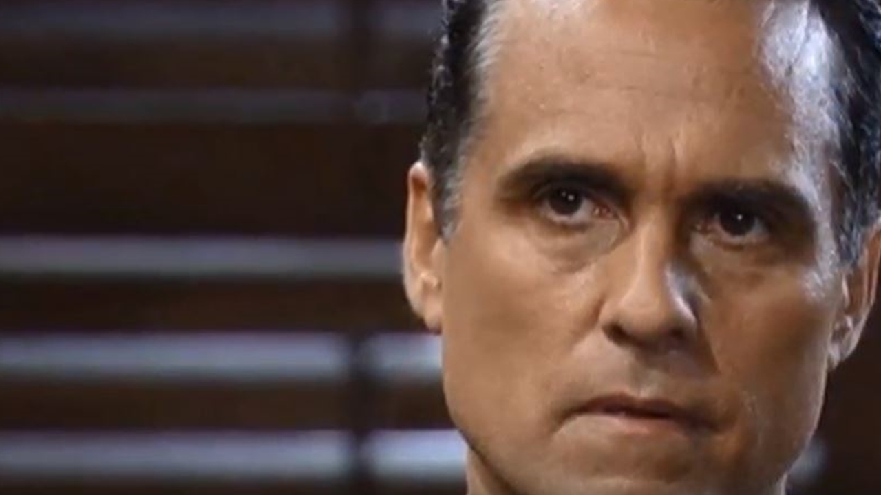 'General Hospital' spoilers suggest there's something wrong with Mike Corbin
