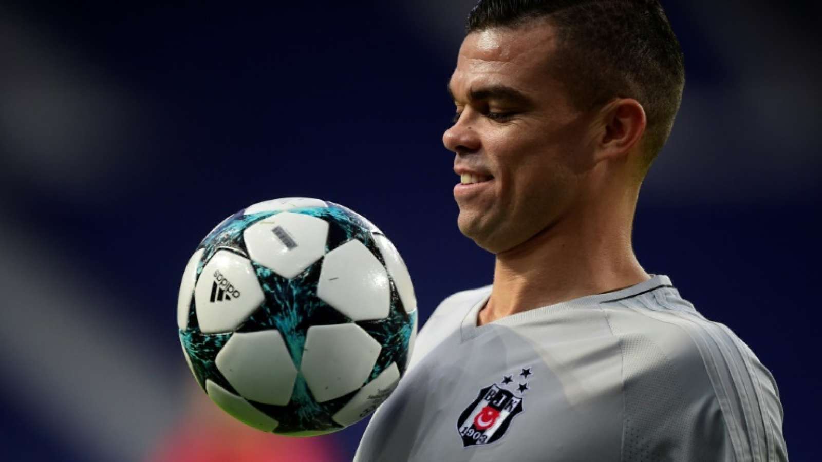 PSG : Unai Emery serait-il intéressé par Pepe ?