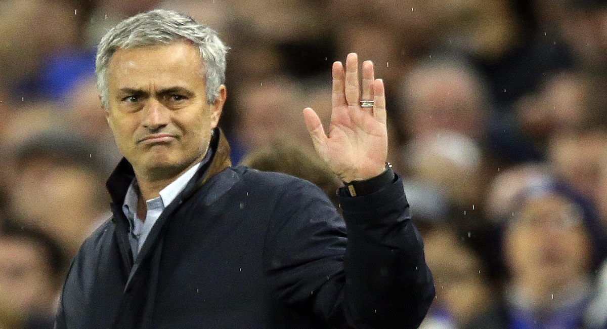 Futbol: José Mourinho sugiere que el VAR debe usarse a discreción del árbitro