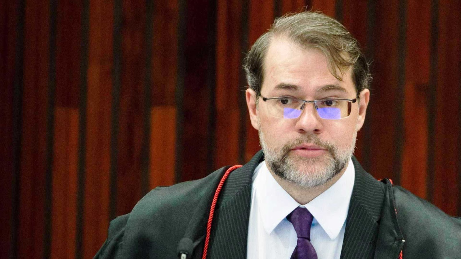 Vídeo: ministro do STF recebe ultimato