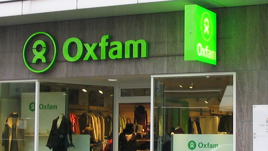 Una ex trabajadora humanitaria de Oxfam hizo fuertes declaraciones