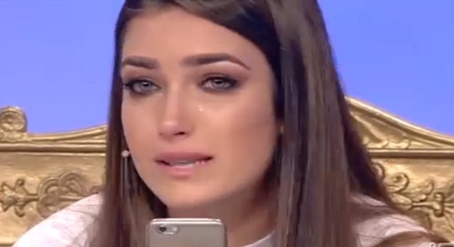 Gossip Uomini e Donne, Nilufar scoppia a piangere: ecco cosa le è successo